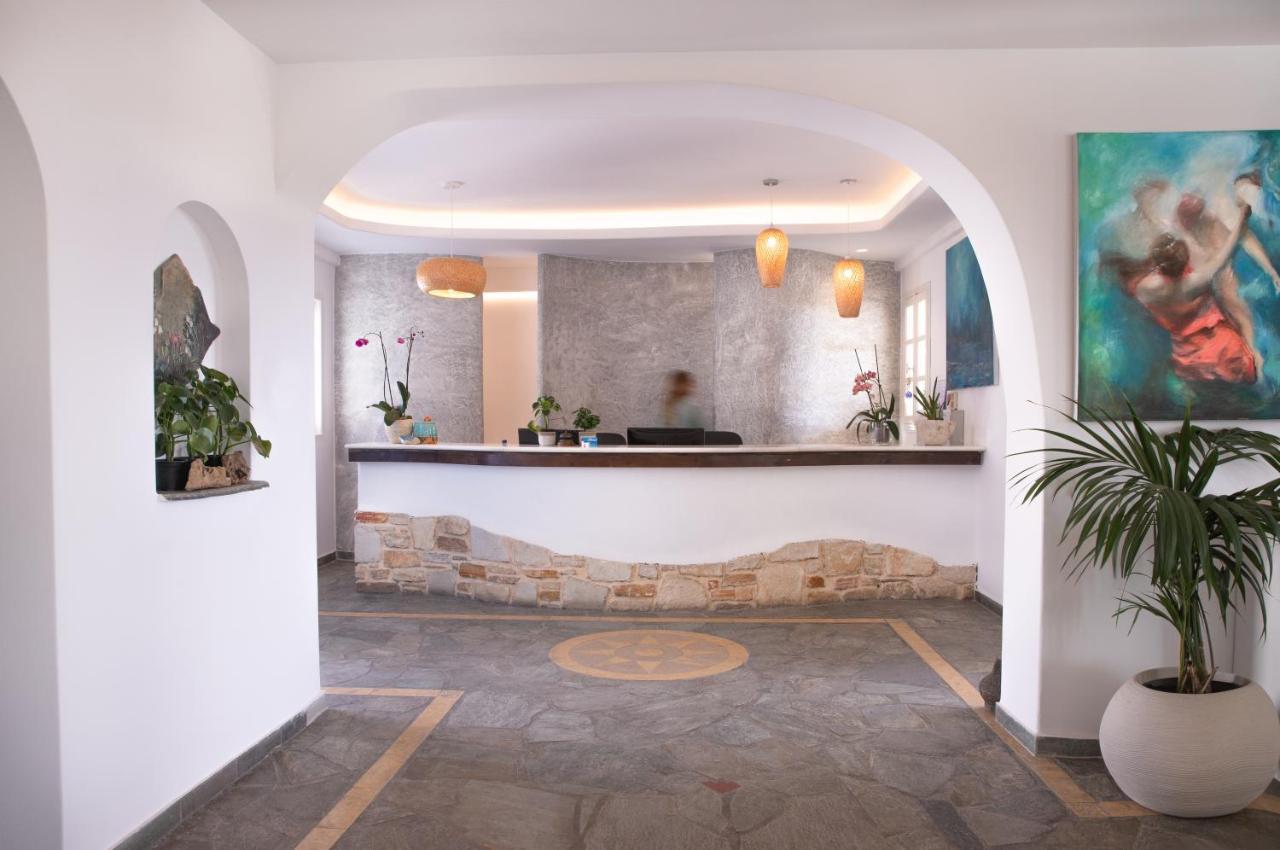 Aloni Hotel & Suites Пісо-Ліваді Екстер'єр фото
