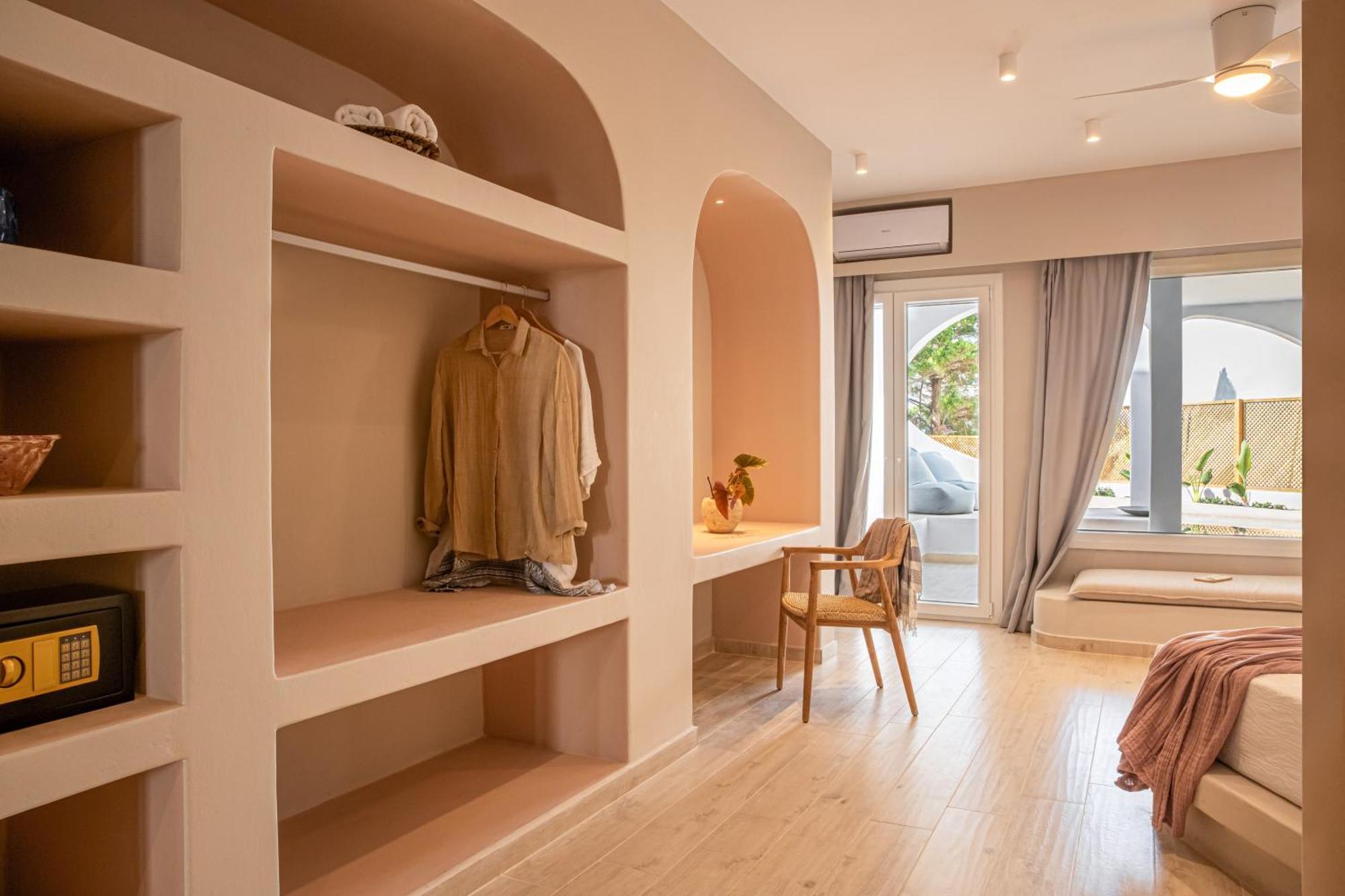 Aloni Hotel & Suites Пісо-Ліваді Екстер'єр фото