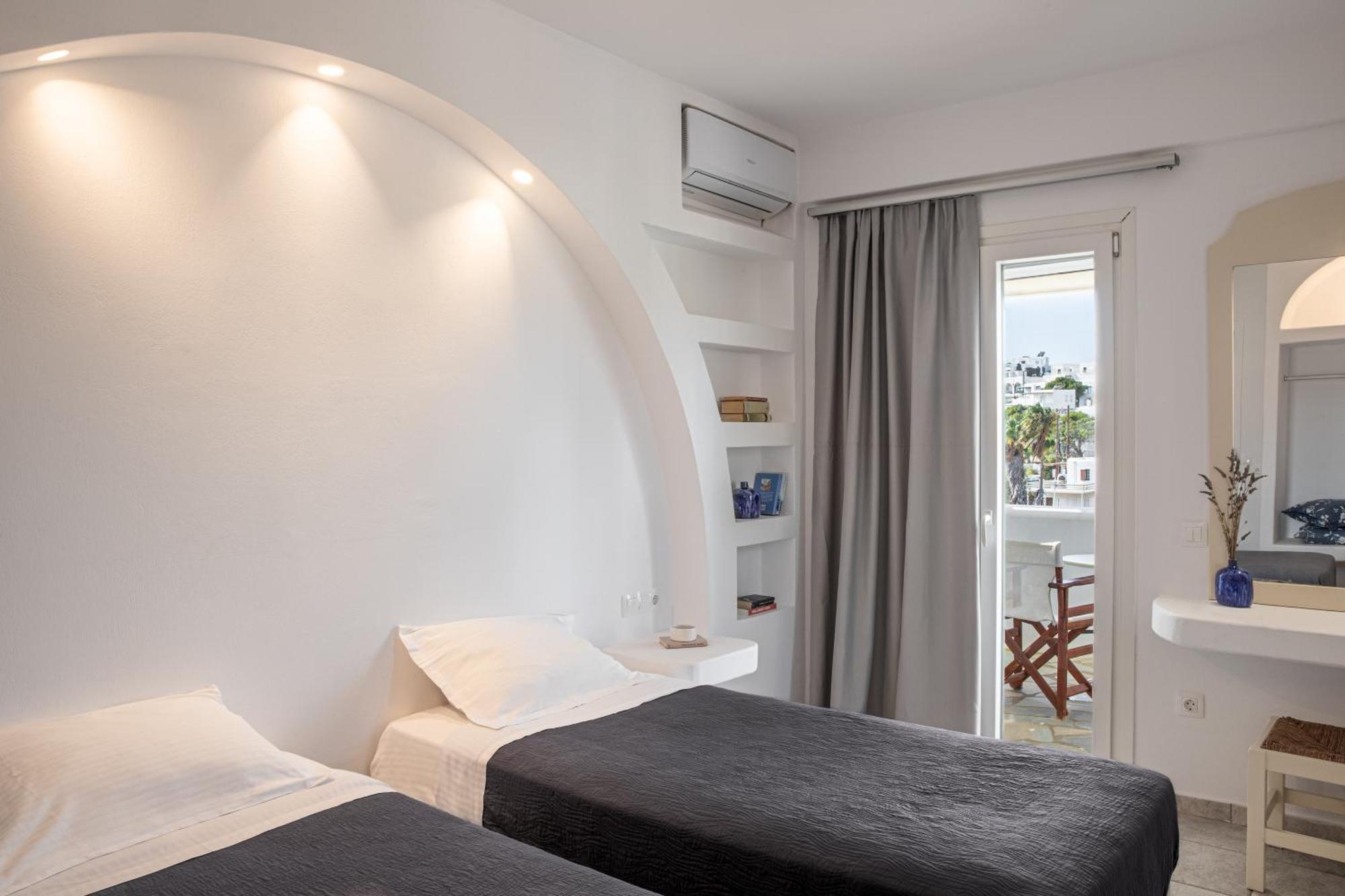 Aloni Hotel & Suites Пісо-Ліваді Екстер'єр фото
